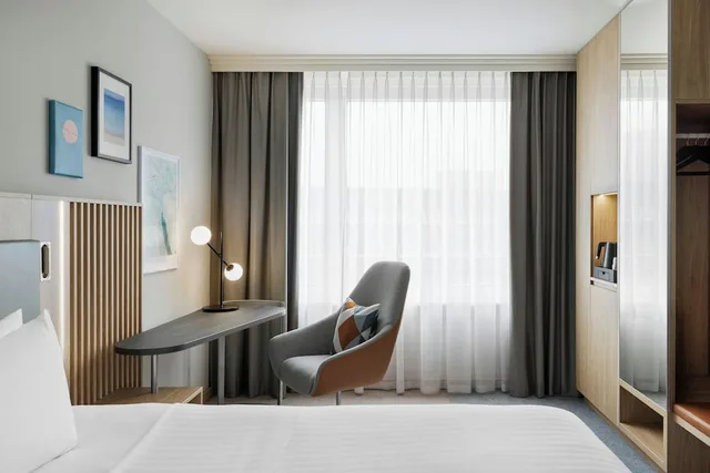 غرفة بسرير كينج، Courtyard by Marriott Zurich North 7/10