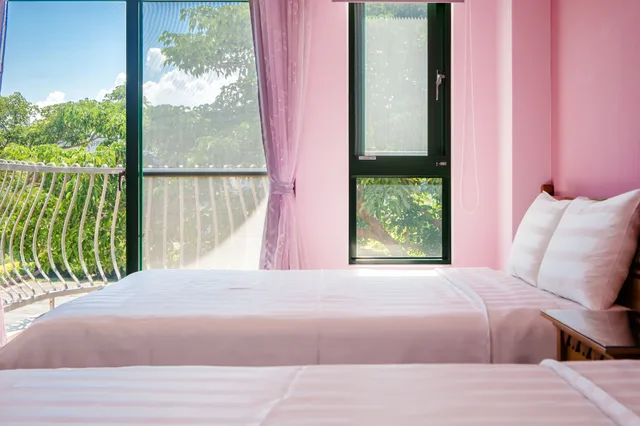 غرفة رباعية بسريرين مزدوجين بشرفة، Summer Garden Bed And Breakfast 4/7