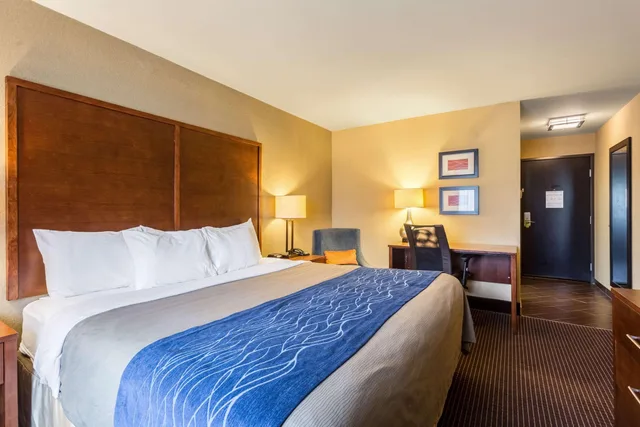 جناح بسرير كينج لذوي الإعاقة، Comfort Inn Tupelo Central 1/4