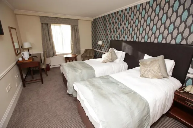 غرفة بسريرين منفصلين، Rothley Court Hotel 1/4