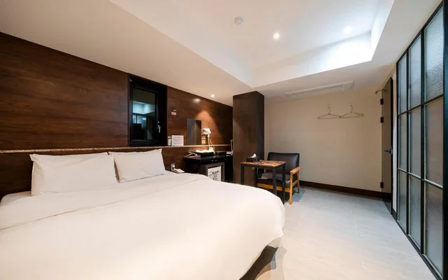 Suite, No Parking، Suwon Station Myeongjak Hotel 1/3