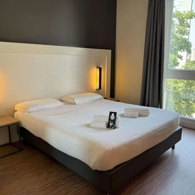 غرفة بسرير مزدوج، B&B Hotel Milano Aosta 4/10