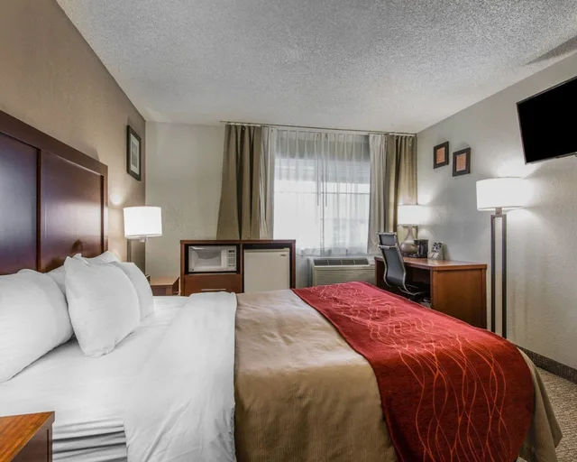 غرفة قياسية بسرير كينج، Comfort Inn Yreka I-5 2/10