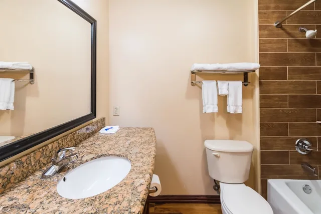 غرفة ديلوكس بسرير كينج لذوي الإعاقة، Motel6 Joshua, TX 6/8
