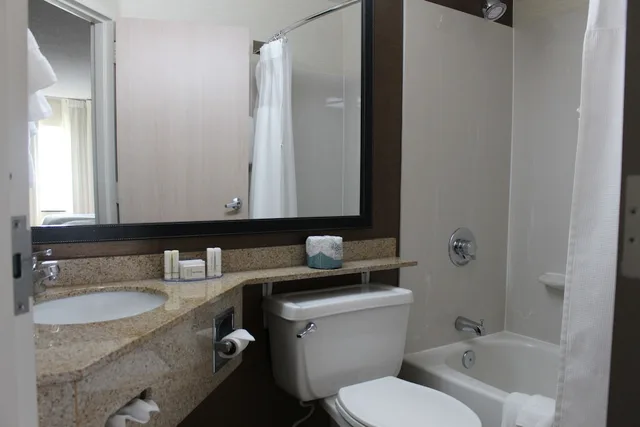 استوديو بسرير كينج مع أريكة، Fairfield Inn Suites Kansas City Liberty 2/5