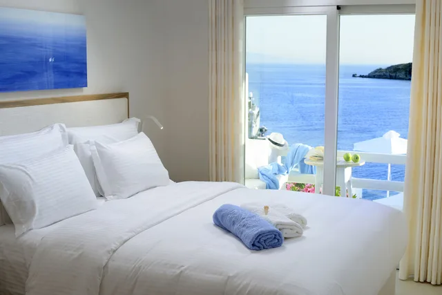 3 Bedrooms, Coast, Life, Suite, Villa, King and Queen and Twin Beds، Nissaki Boutique 1/9