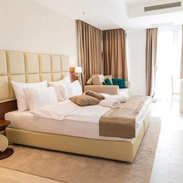 غرفة عائلية بشرفة، Hotel KADMO by Aycon 4/10