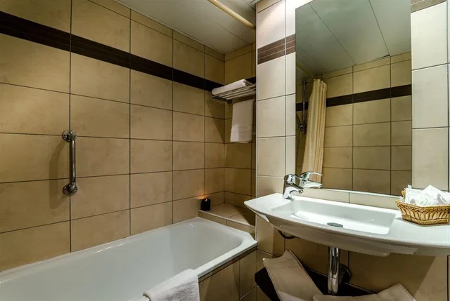 غرفة قياسية مفردة، HOTEL MIRAMONT 3/3
