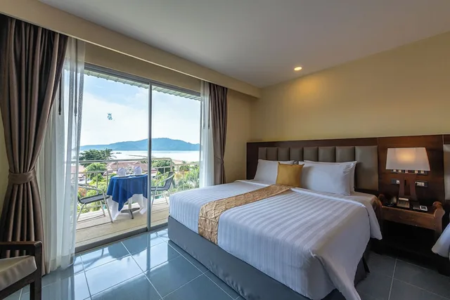 غرفة ديلوكس بسريرين منفصلين بإطلالة على الجبل، Blue Beach Grand Resort and Spa 4/10