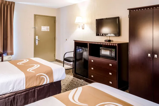 Room, 2 Double Beds, Quality Inn Moss Point - Pascagoula 5/6