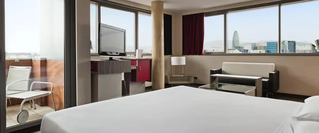 Room, Triple, with Child Extra Bed، Ilunion Barcelona 3/4