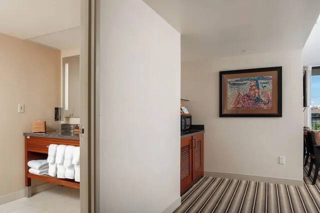 جناح استوديو بسريرين كوين، Maui Coast Hotel 4/4