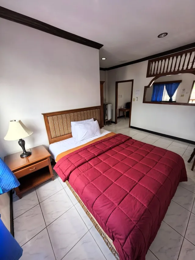 غرفة أساسية مفردة بسرير كوين، S&C Hotel Suites & Apartments 2/6