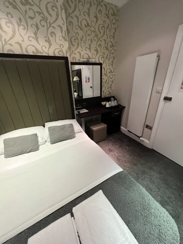 غرفة تنفيذية رباعية بسريرين مزدوجين، Goodwood Hotel 5/6