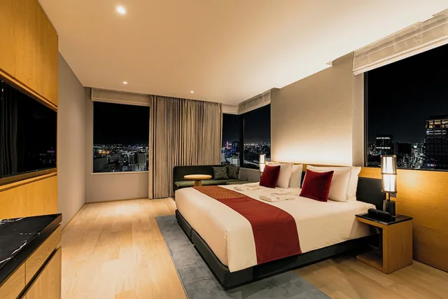 غرفة ديلوكس ركنية بسرير كينج، THE GATE HOTEL Fukuoka by HULIC 2/4