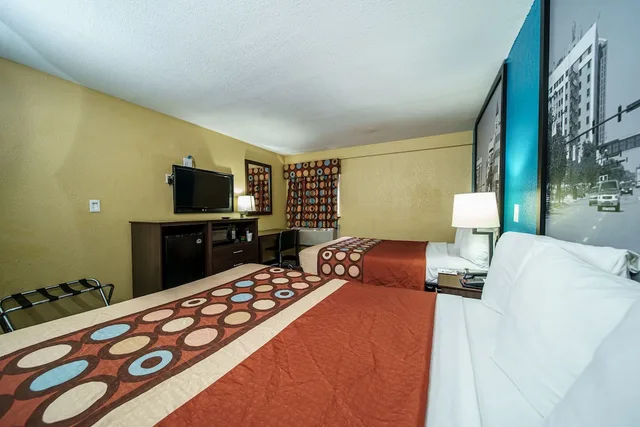 غرفة بسريرين كوين يُسمح فيها بالحيوانات الأليفة، Super 8 by Wyndham Wichita Airport 2/10