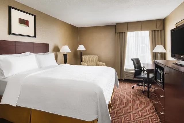 غرفة قياسية بسريرين مزدوجين لذوي الإعاقة، Holiday Inn Express Boston South Brockton 4/10