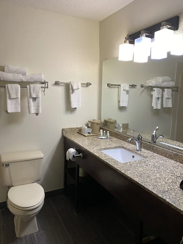 غرفة قياسية بسريرين كوين، Quality Inn Morton at I-74 4/4