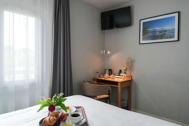 غرفة بسرير مزدوج، HÔTEL LE RELAIS 5/9