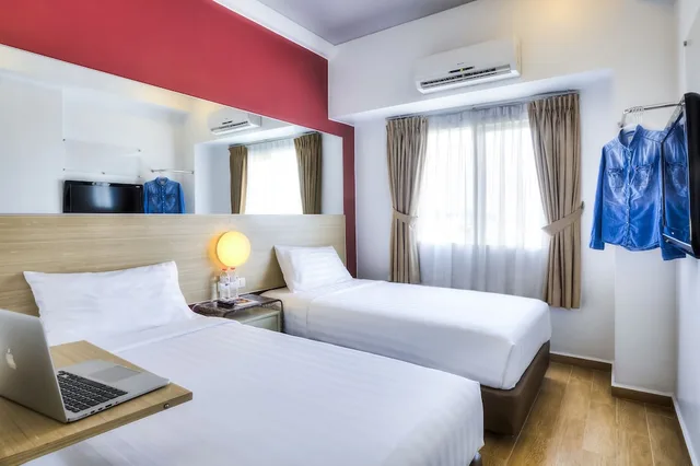 غرفة بسريرين منفصلين، Monoloog Hotel Surabaya 1/3