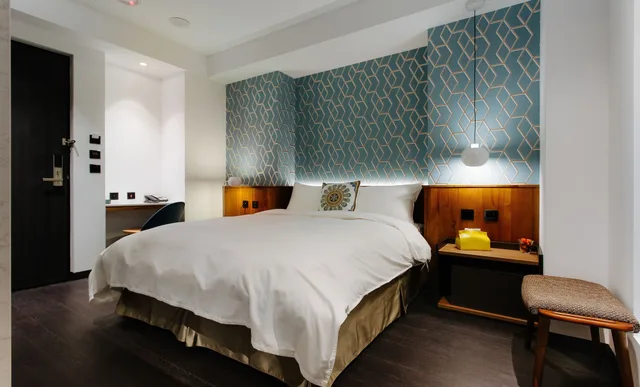 غرفة قياسية بسرير مزدوج، CHECK inn Taichung Zhongshan 1/3