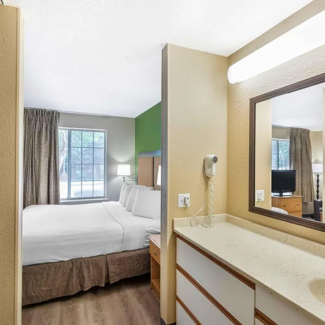 استوديو ديلوكس بسرير كينج، Studio 6 Extended Stay Milwaukee Brookfield WI 5/10