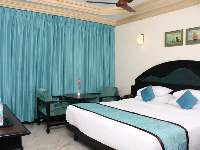 غرفة قياسية بإطلالة على المدينة، Hotel Sea View 1/2