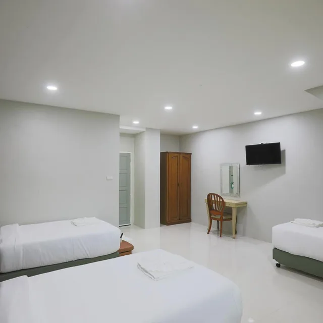 غرفة ديلوكس ثلاثية، Phuket Nonnita Boutique Resort 4/10