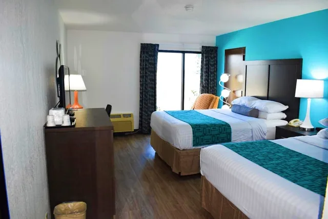 غرفة بسريرين كوين، Howard Johnson By Wyndham Beaufort/Parris Island 3/3