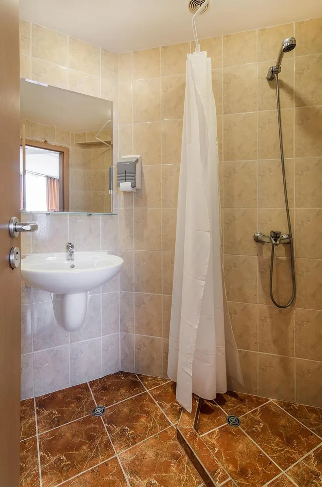 Room, Triple, Balcony, Gloria St. Constantine 5/10
