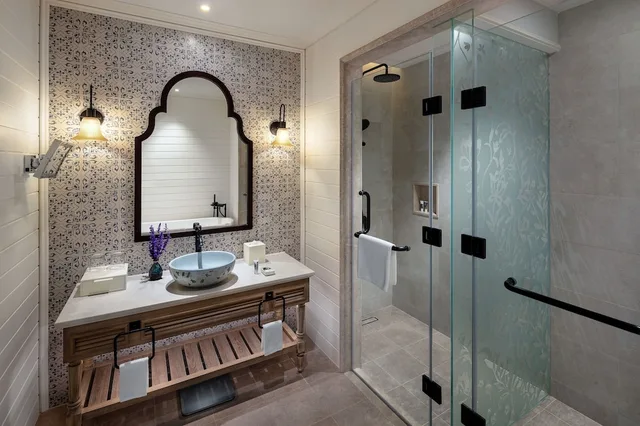 Junior Suite, Family, King Bed, Balcony, Mercure Da Lat Resort 6/7