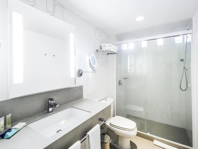 غرفة سوبيريور عائلية بسرير كوين مع أريكة، Novotel Rio de Janeiro Leme 6/6
