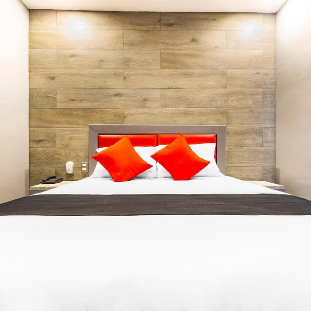 Standard, Hotel Sonora 5/10