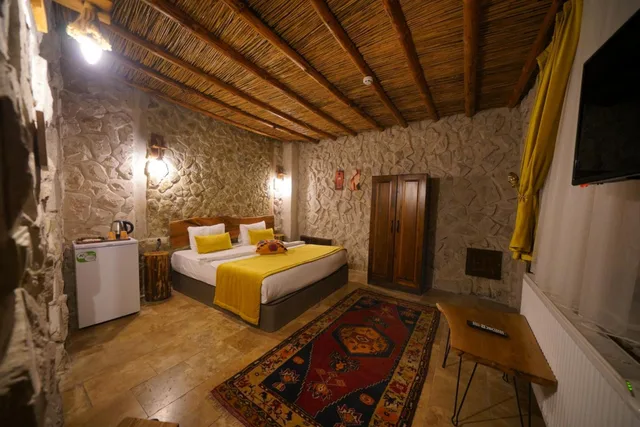 Stone, Double or Twin Bed, Terrace، Nar Cave House & Swimming Pool 4/5