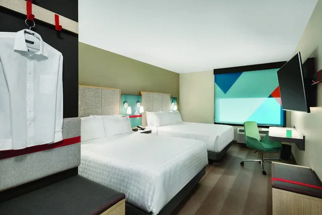 غرفة قياسية بسريرين كوين، Avid Hotels Cedar Rapids South 2/7