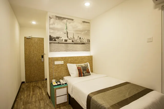 Semi Room, Single, Semi Double Bed, No Window، Natura Hotel 2/2