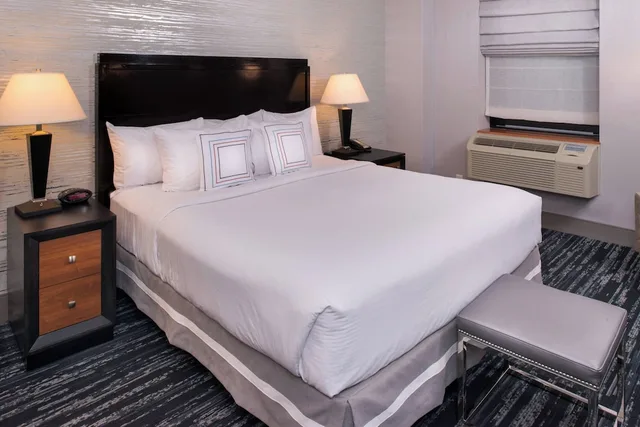 جناح بسرير كينج، Fairfield Inn and Suites New York Manhattan Times Square 1/3