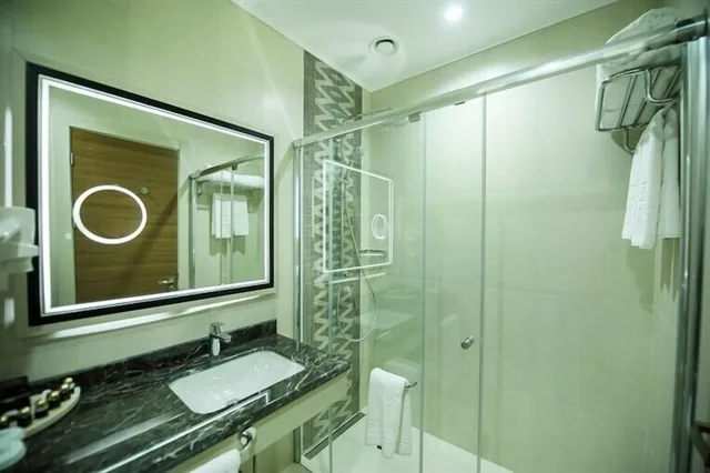 غرفة قياسية بسريرين منفصلين، Hm Commerce Hotel 5/6