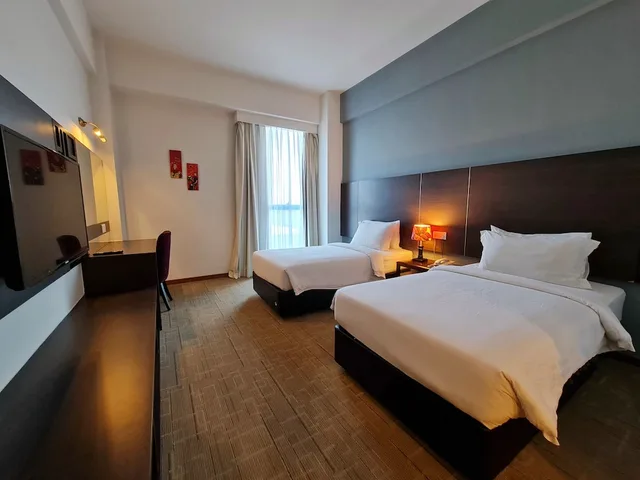 غرفة ديلوكس بسريرين منفصلين، Swan Garden Hotel 1/5