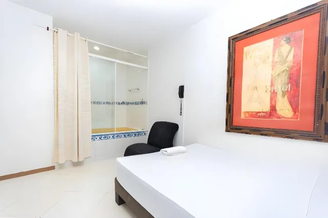 غرفة رباعية بسرير مزدوج، Hotel Villa Real 3/6