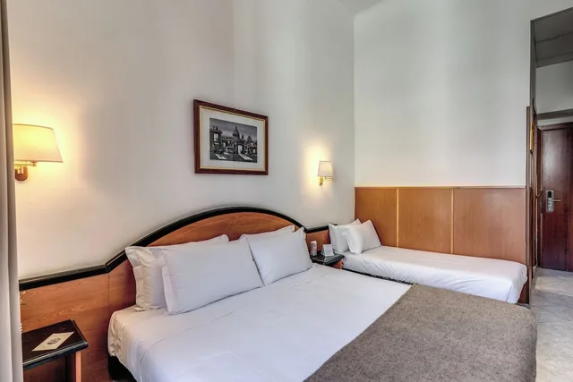 غرفة ثلاثية، Hotel Sonya 4/10