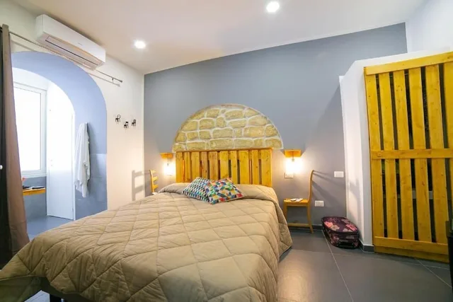 Victorian, Standard, Double Bed، H. G. Boutique Toledo Napoli Centro 3/4
