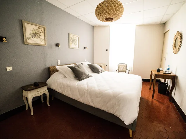 غرفة كومفورت بسرير مزدوج، CITOTEL DE PROVENCE 3/3