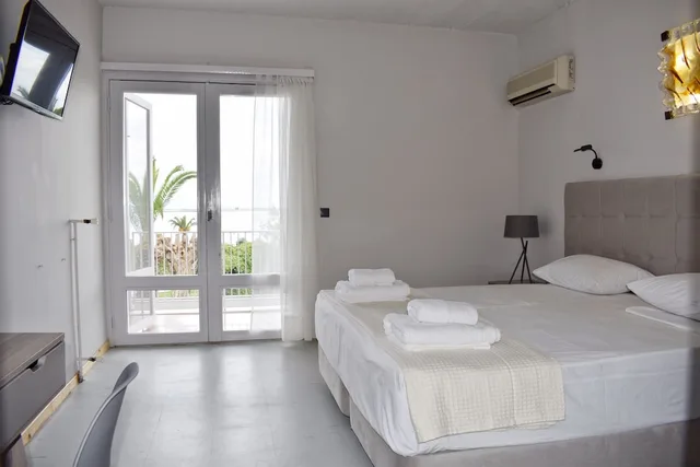 غرفة سوبيريور بسرير مزدوج أو سريرين منفصلين بإطلالة على البحر، Theoxenia Hotel 7/10