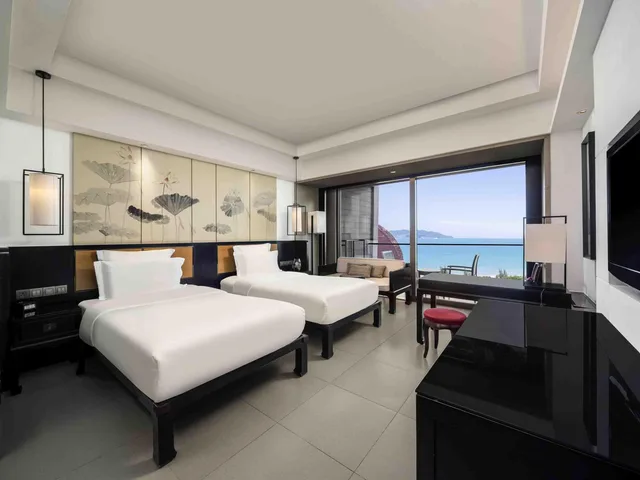 غرفة تنفيذية بسرير كينج بإطلالة على البحر، Pullman Oceanview Sanya Bay Resort and Spa 4/8