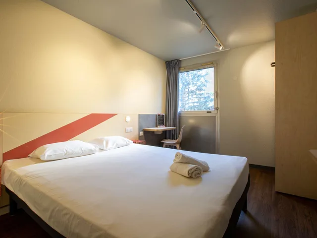 Standard, Double Bed, ibis budget Avignon Centre 1/1