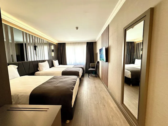 غرفة قياسية ثلاثية بثلاثة أسرّة، Aven Hotel 6/10