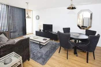 City, Apartment, 2 Double Beds، City Stay Apartments - The Hub Mk 1/1