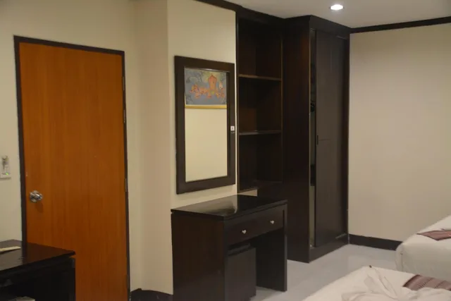 غرفة ثلاثية بشرفة، Patong Moon Inn Guesthouse 7/7