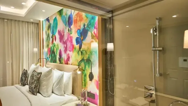 Suite, Double Bed, Golf Course View، Royal Orchid Hotel Bangalore 2/2
